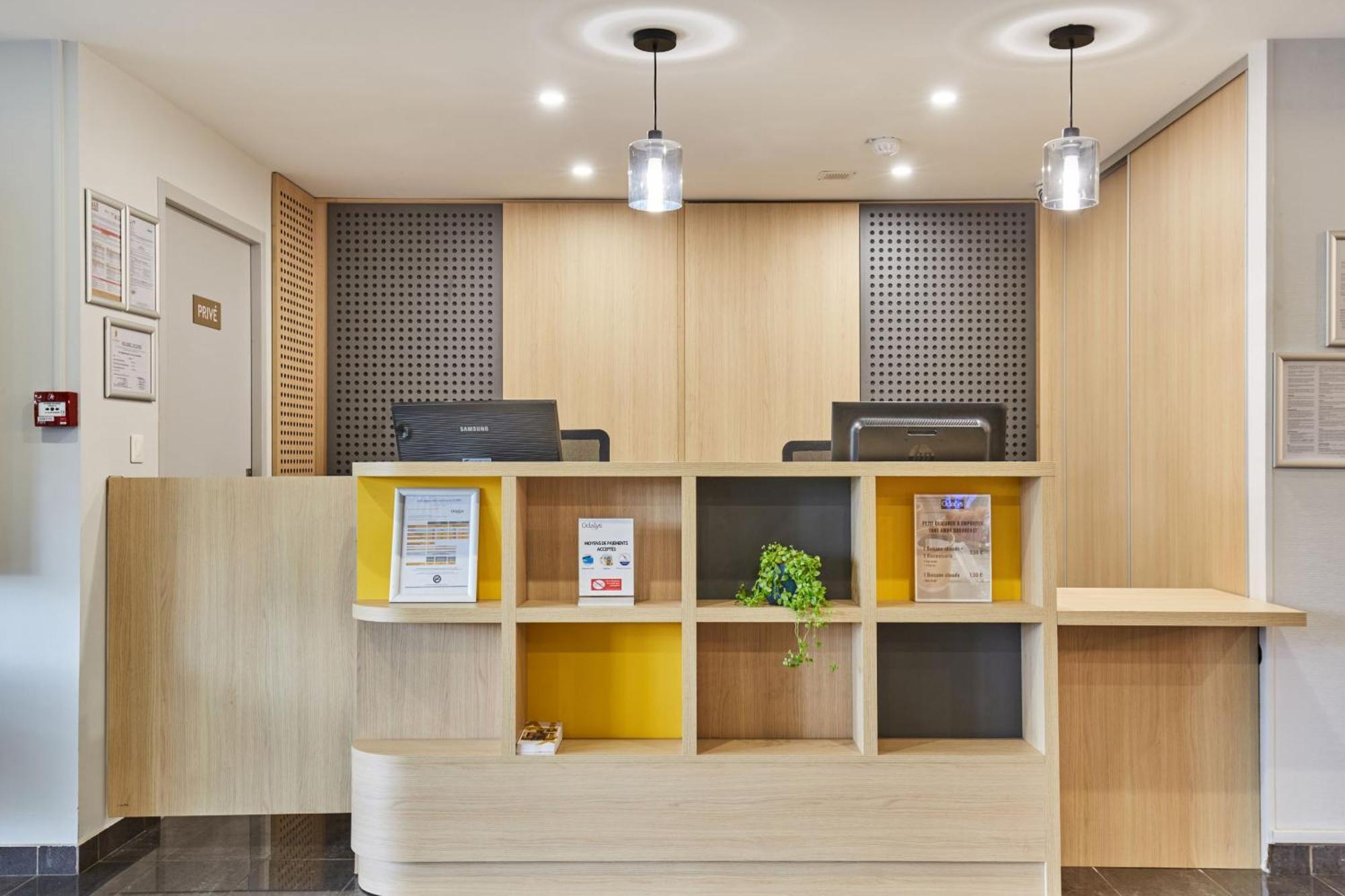 Appart Hotel Odalys City Aix En Provence Le Clos De La Chartreuse เอ็ก-ซอง-โพรวองซ์ ภายนอก รูปภาพ