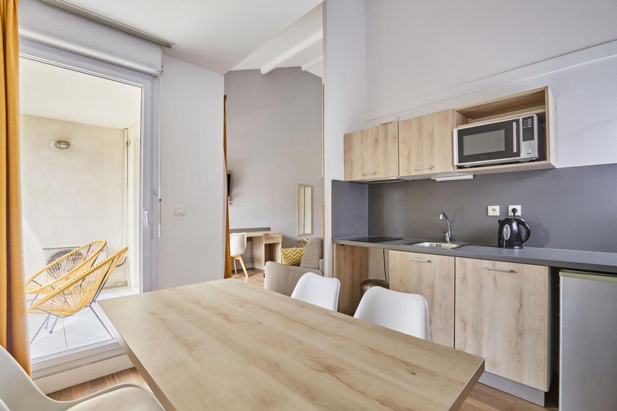 Appart Hotel Odalys City Aix En Provence Le Clos De La Chartreuse เอ็ก-ซอง-โพรวองซ์ ภายนอก รูปภาพ