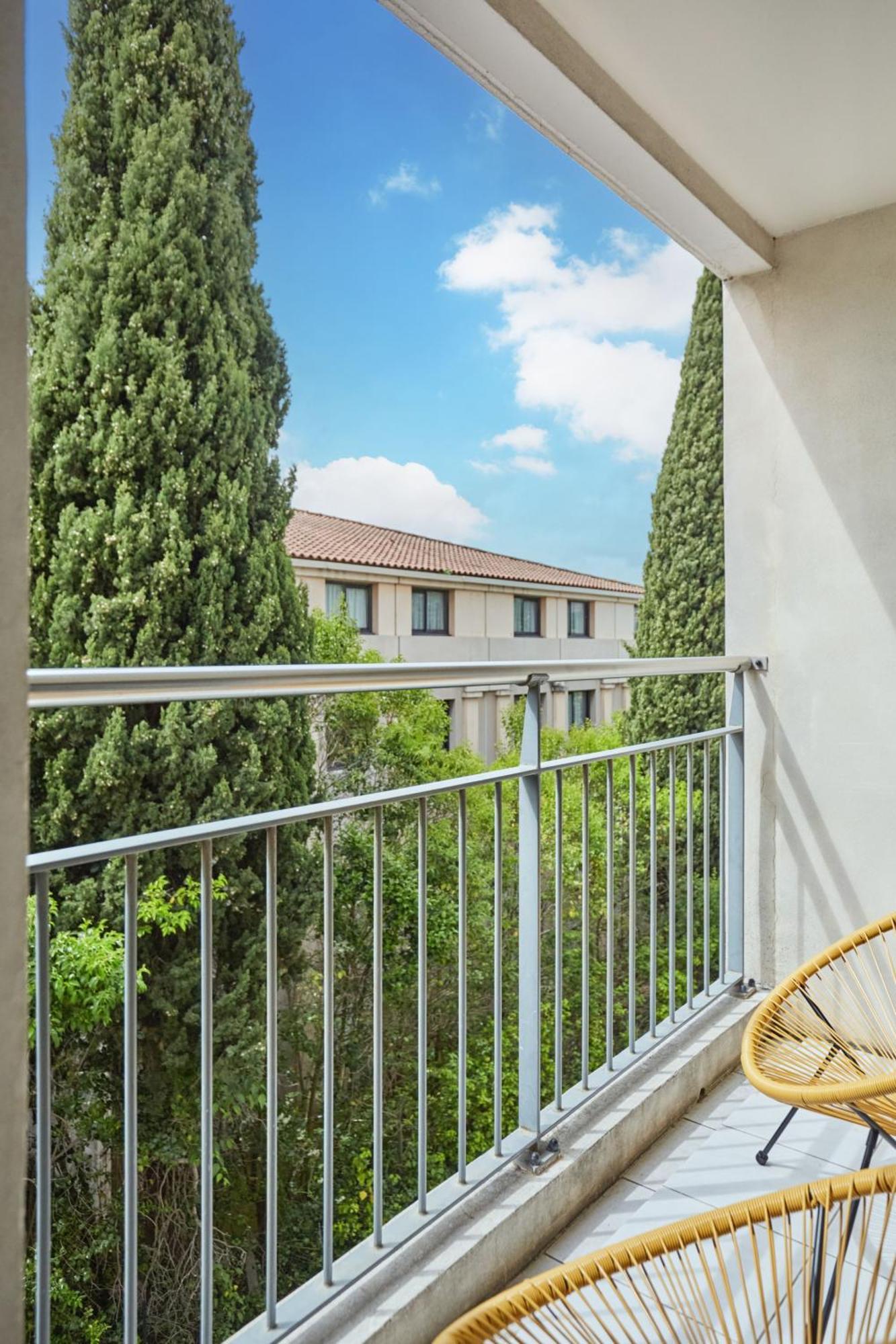 Appart Hotel Odalys City Aix En Provence Le Clos De La Chartreuse เอ็ก-ซอง-โพรวองซ์ ภายนอก รูปภาพ