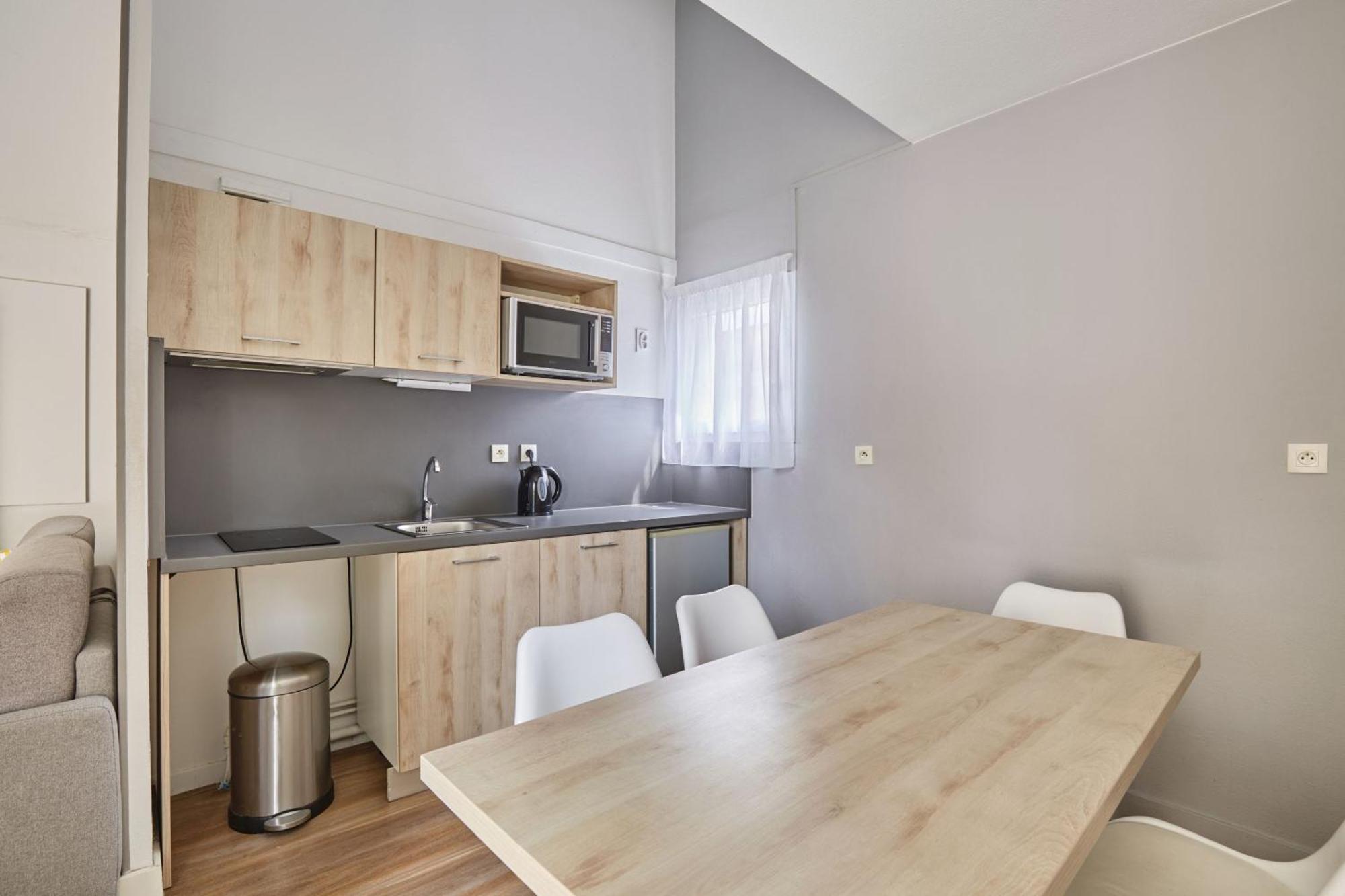 Appart Hotel Odalys City Aix En Provence Le Clos De La Chartreuse เอ็ก-ซอง-โพรวองซ์ ภายนอก รูปภาพ
