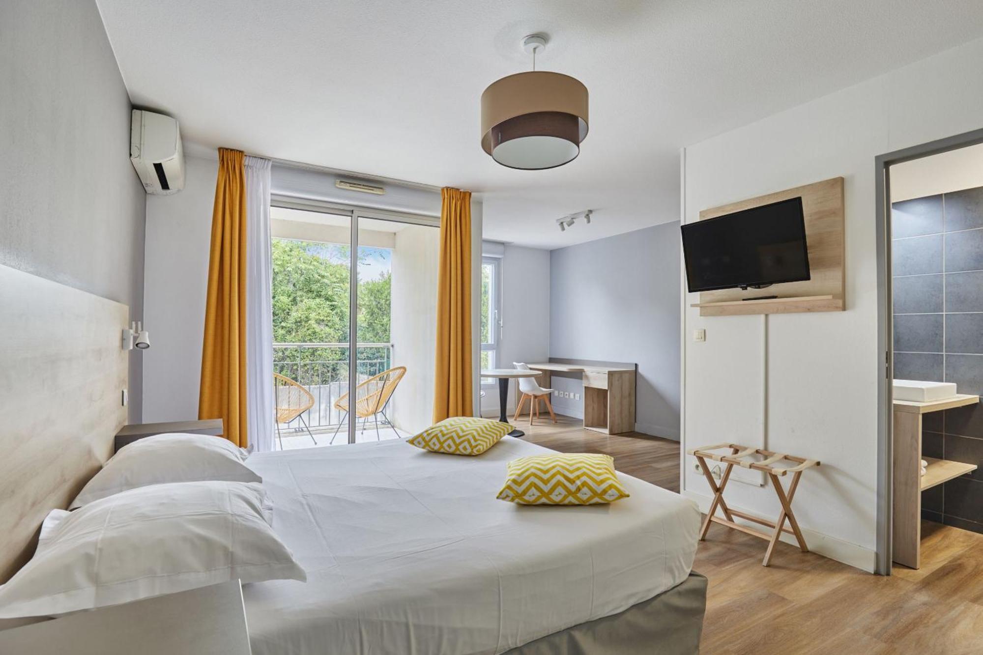 Appart Hotel Odalys City Aix En Provence Le Clos De La Chartreuse เอ็ก-ซอง-โพรวองซ์ ภายนอก รูปภาพ