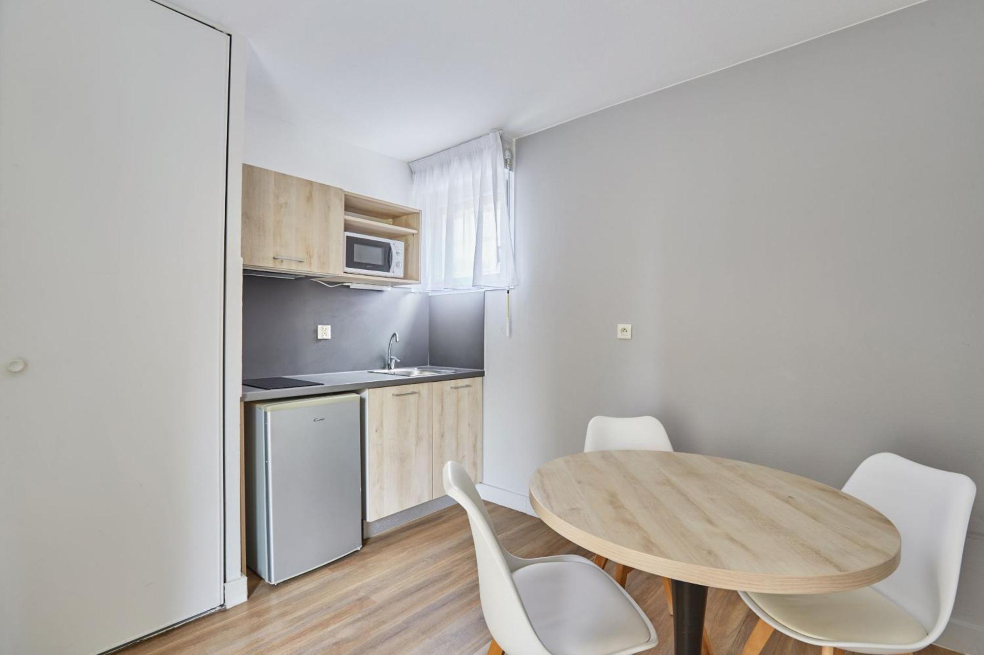 Appart Hotel Odalys City Aix En Provence Le Clos De La Chartreuse เอ็ก-ซอง-โพรวองซ์ ภายนอก รูปภาพ
