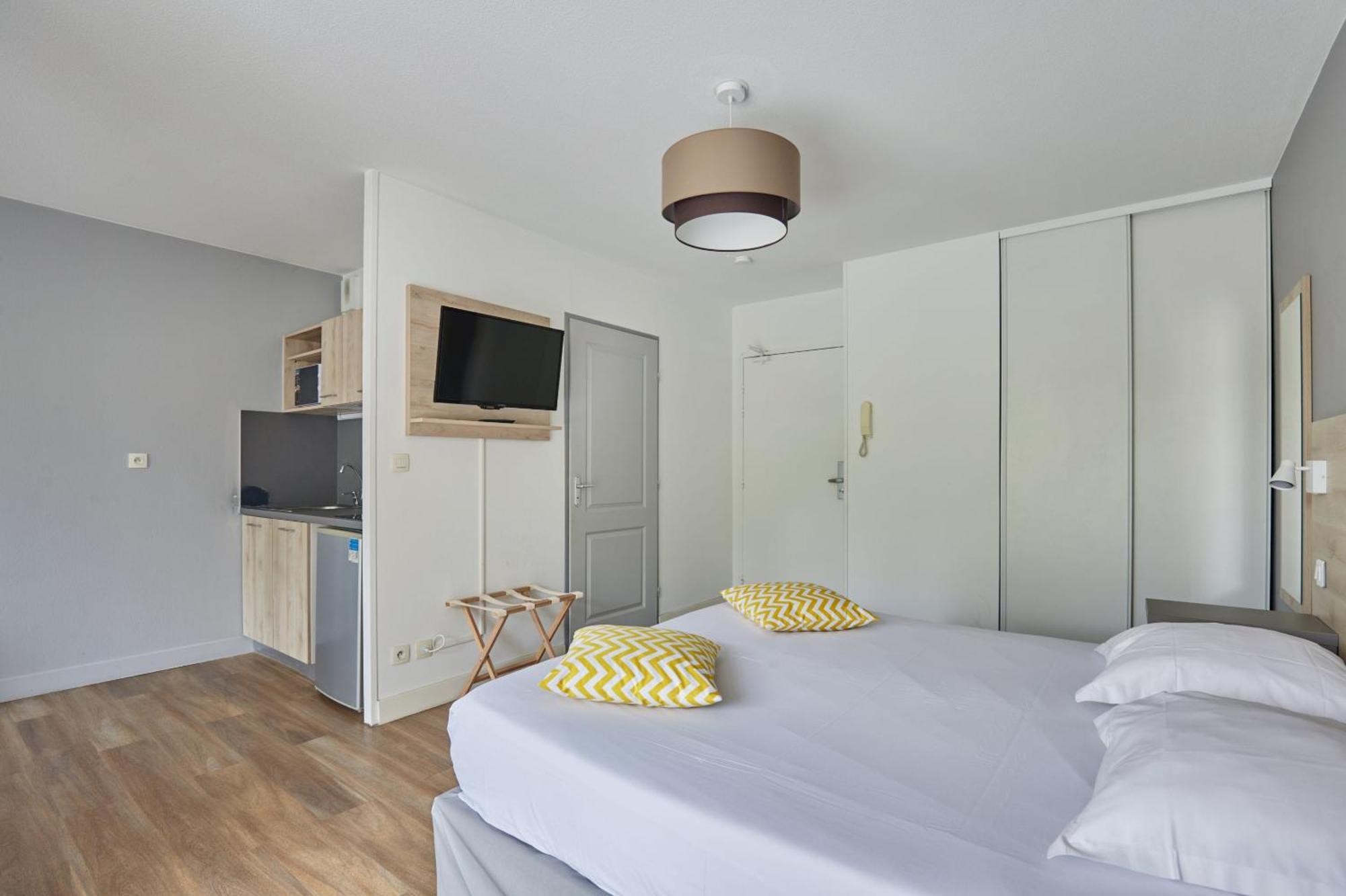 Appart Hotel Odalys City Aix En Provence Le Clos De La Chartreuse เอ็ก-ซอง-โพรวองซ์ ภายนอก รูปภาพ
